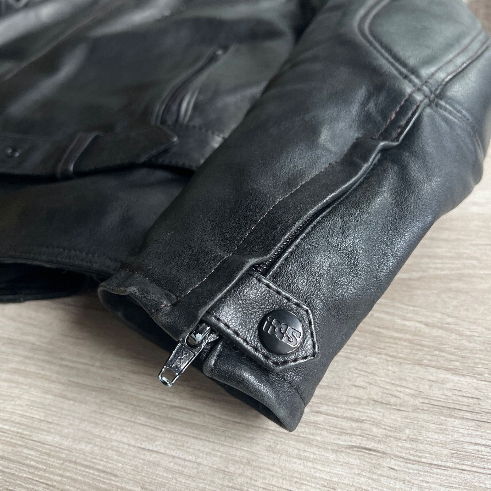 Genuine Leather iXS Vintage Moto Biker Black Real Leather Jacket 8712AC Size US XL / EU 56 / 4 - 13 Thumbnail