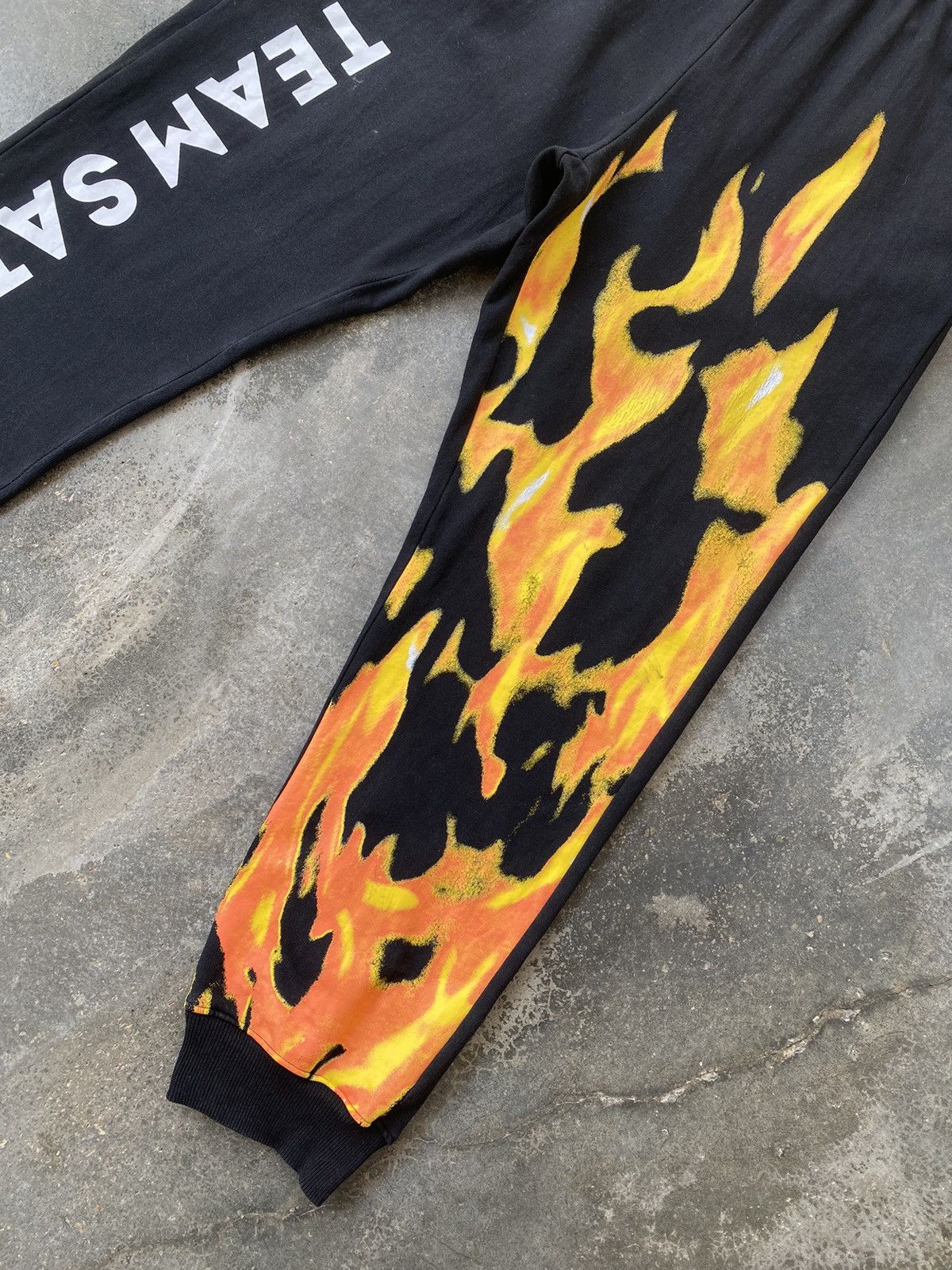 Vintage Vintage Team Satan 666 Flame Jogger Pants Size US 32 / EU 48 - 3 Thumbnail