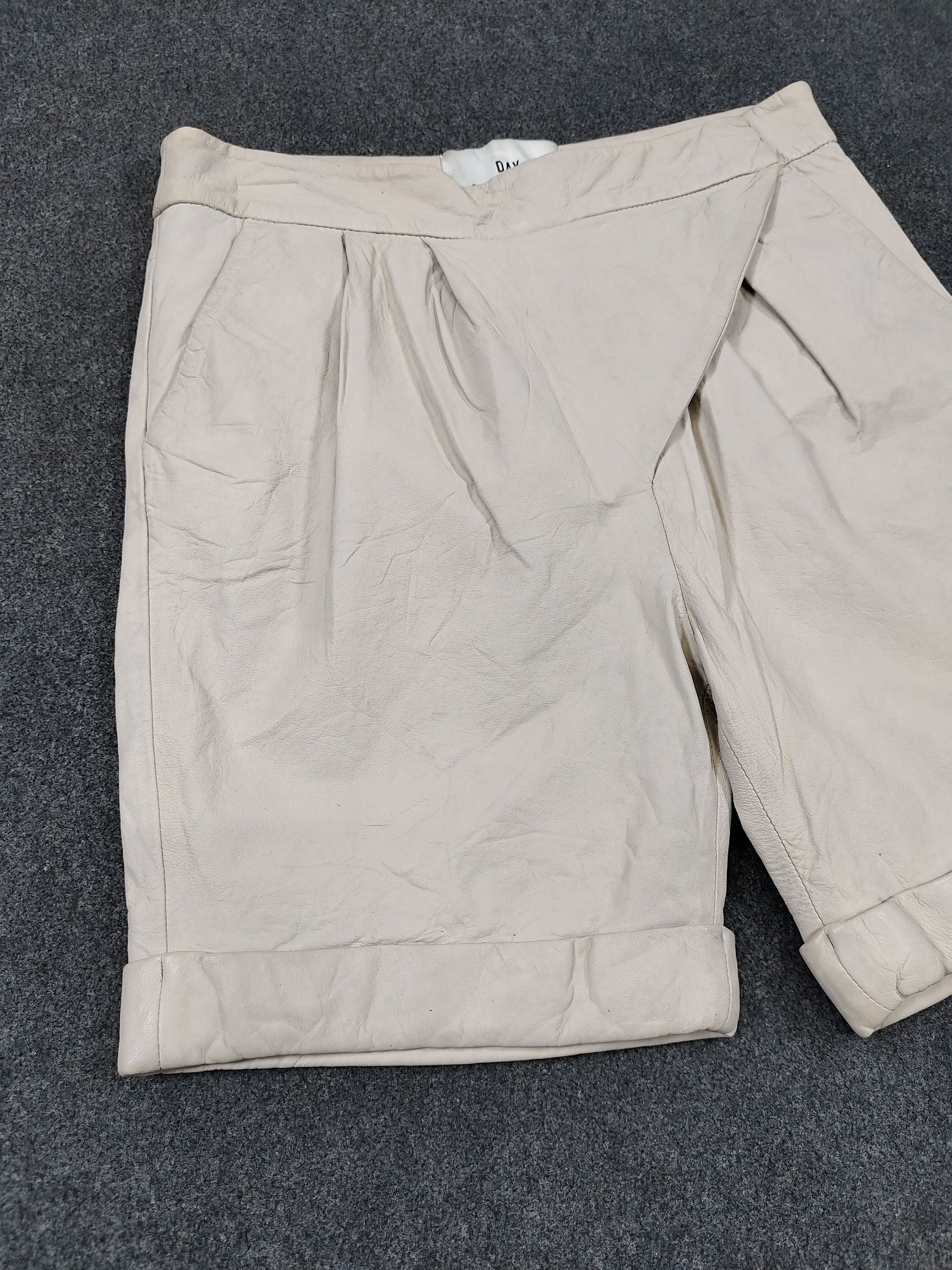 Other Birger et Mikkelsen-Minimalist Tailored Napa Leather Shorts Size 28" / US 6 / IT 42 - 3 Thumbnail
