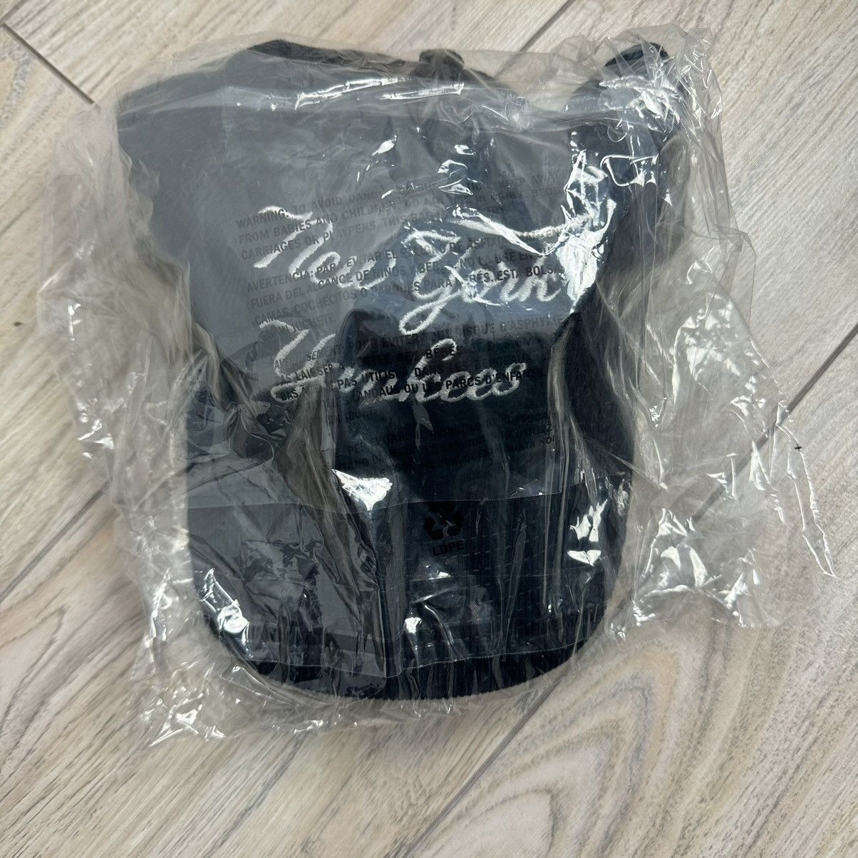 Aime Leon Dore Aimé Leon Dore New York Yankees Corduroy Hat Navy Deadstock Size ONE SIZE - 4 Thumbnail