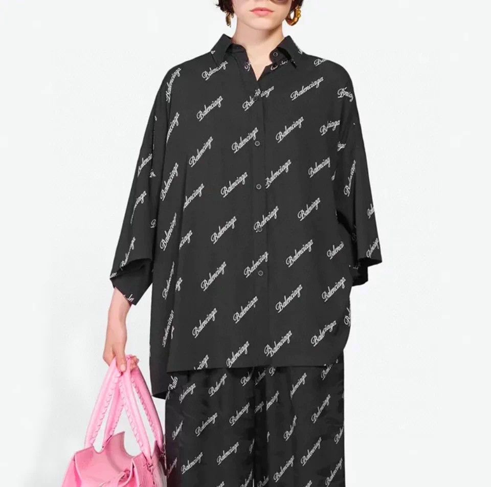 Balenciaga Balenciaga full logo black silk short sleeve shirt Size US M / EU 48-50 / 2 - 7 Thumbnail