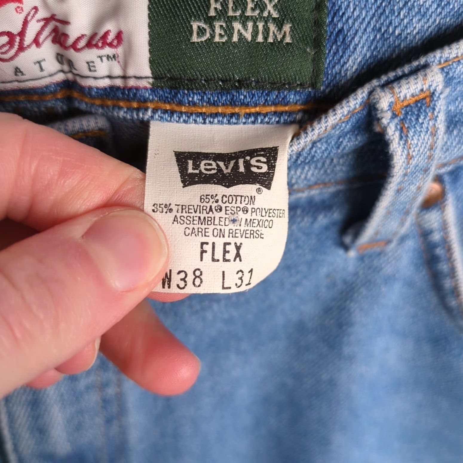 Levi's VINTAGE Levi's Men's 38x31 Blue 540 Relaxed Straight Orange Tab American Denim Jeans 5-Pocket 90s USA Classic Mens Size US 38 / EU 54 - 4 Thumbnail