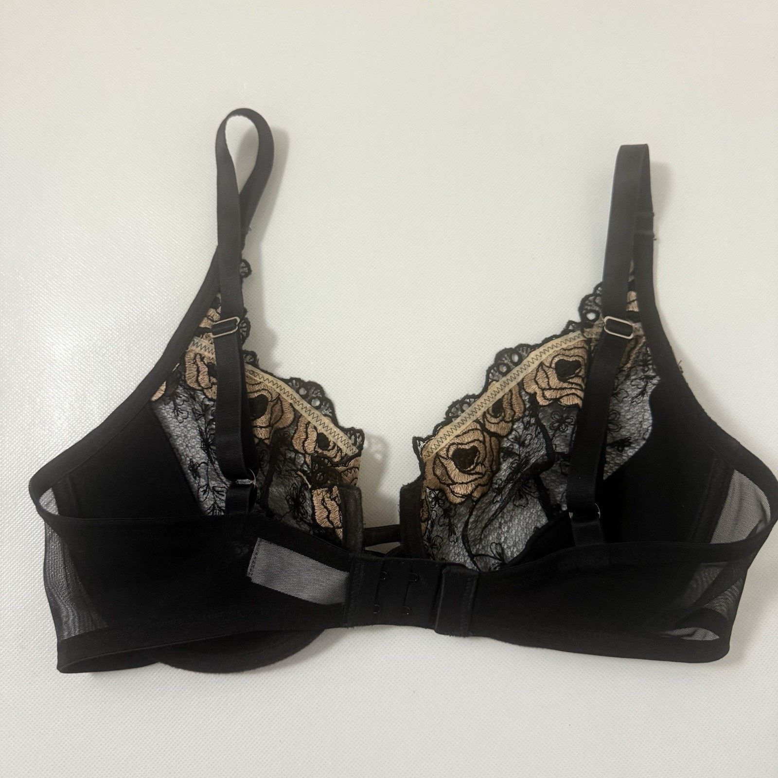 Other Wacoal Retro 34DD Bra Black Sheer Floral Underwire Sexy Size ONE SIZE - 2 Thumbnail