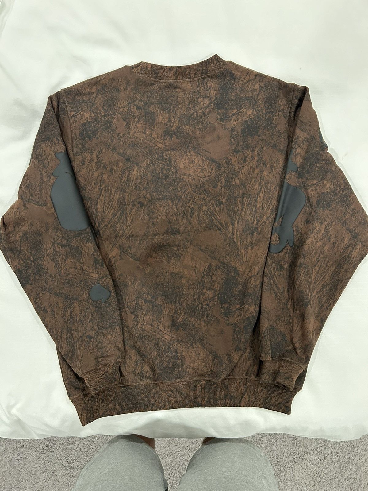 Complex × Sp5der × Travis Scott Sp5der Beluga Real Tree Camo Crewneck Complexcon Exclusive Size US M / EU 48-50 / 2 - 8 Thumbnail