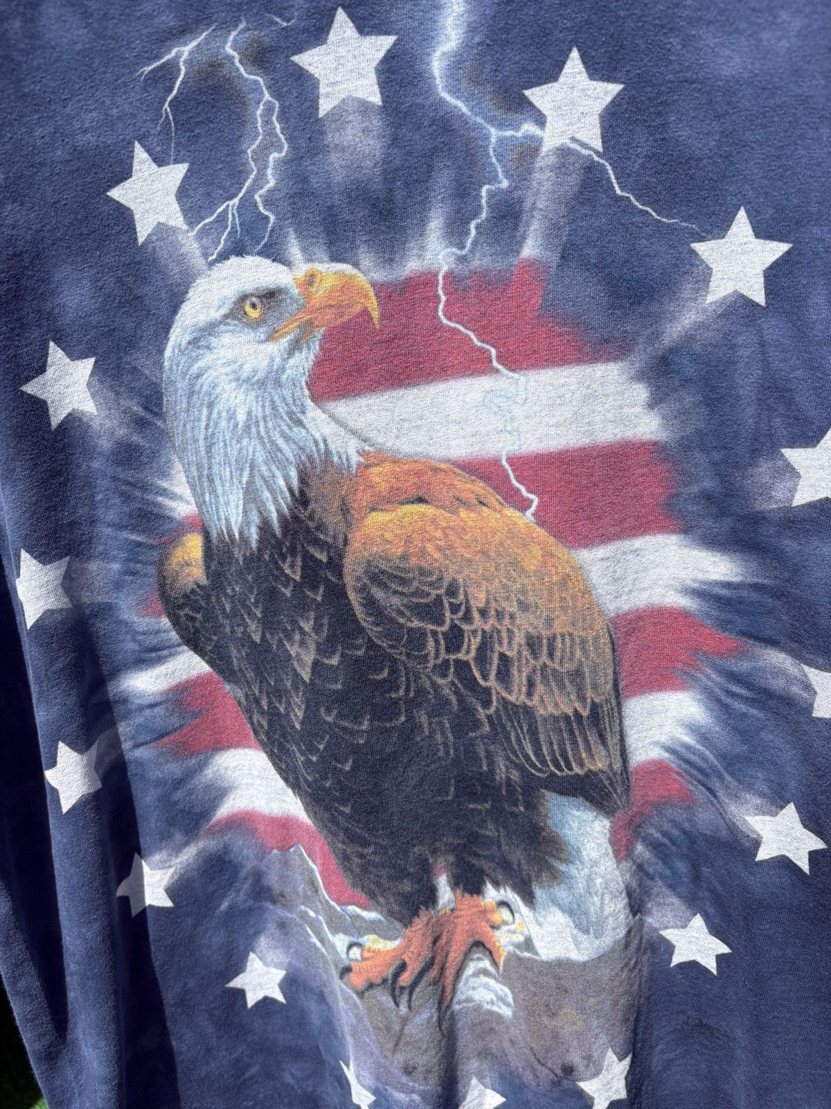 The Mountain × Vintage Vintage 1990s American Eagle Lighting T-Shirt Size US L / EU 52-54 / 3 - 3 Thumbnail