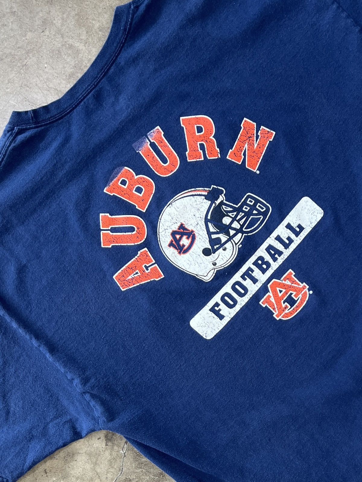 NCAA Auburn University Football Varsity Logo Tee XXL Size US XXL / EU 58 / 5 - 1 Thumbnail