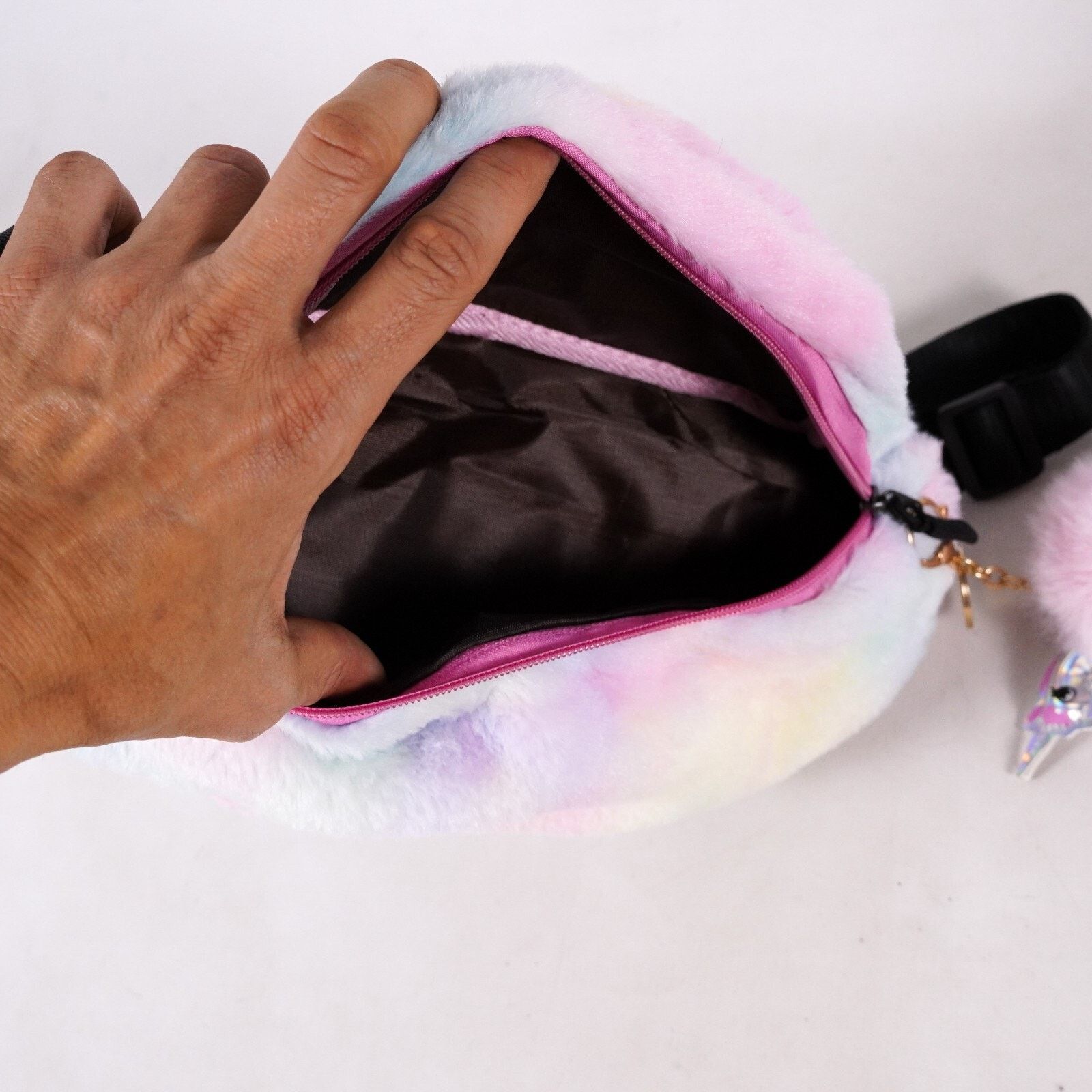 Other Unicorn Soft Fuzzy Plush Fanny Pack Waist Bag Purse Pink Size ONE SIZE - 5 Thumbnail