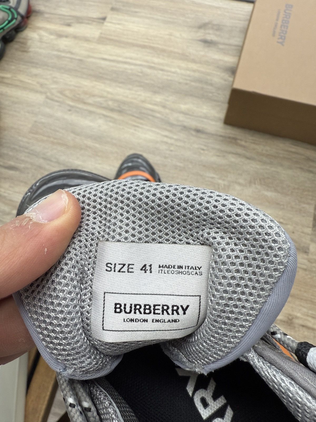 Burberry Bureberry Low Top sneakers Size US 8 / EU 41 - 8 Thumbnail