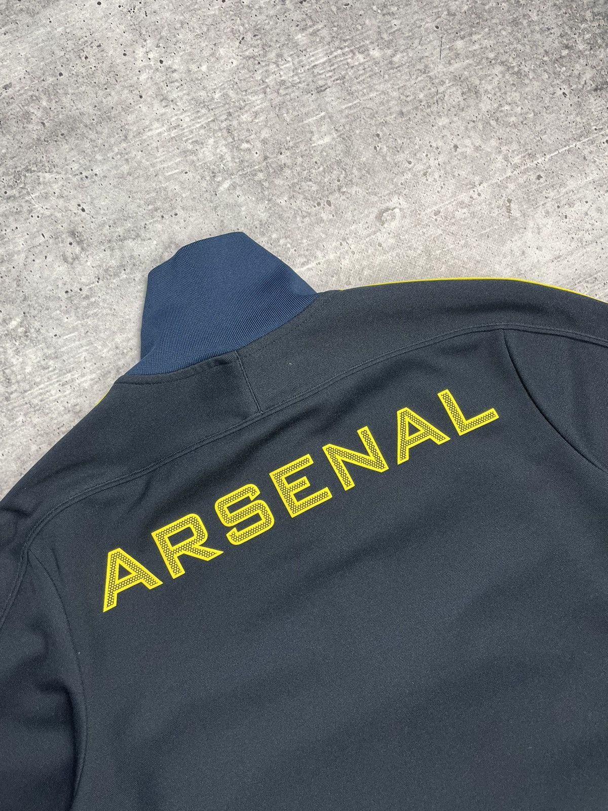 Nike × Vintage Vintage Nike Y2K Style Football Arsenal Big Logo Zip Olympic Size US M / EU 48-50 / 2 - 19 Thumbnail