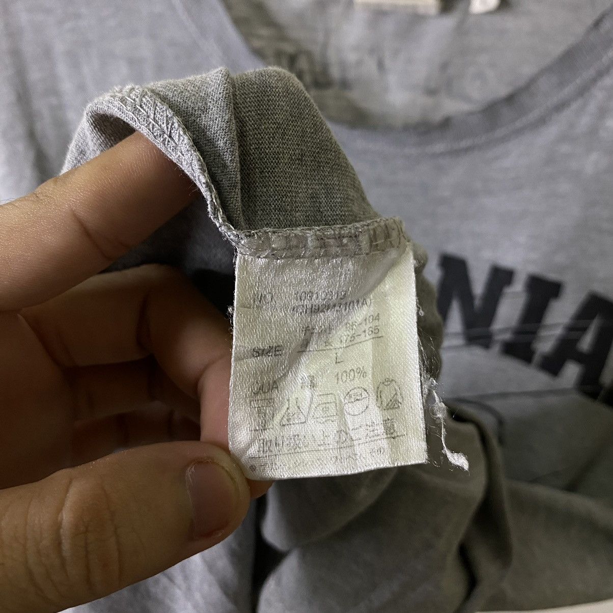 Cartoon Network Vintage Y2K Looney Tunes Tasmanian Devil Cartoon Tee Size US M / EU 48-50 / 2 - 4 Thumbnail
