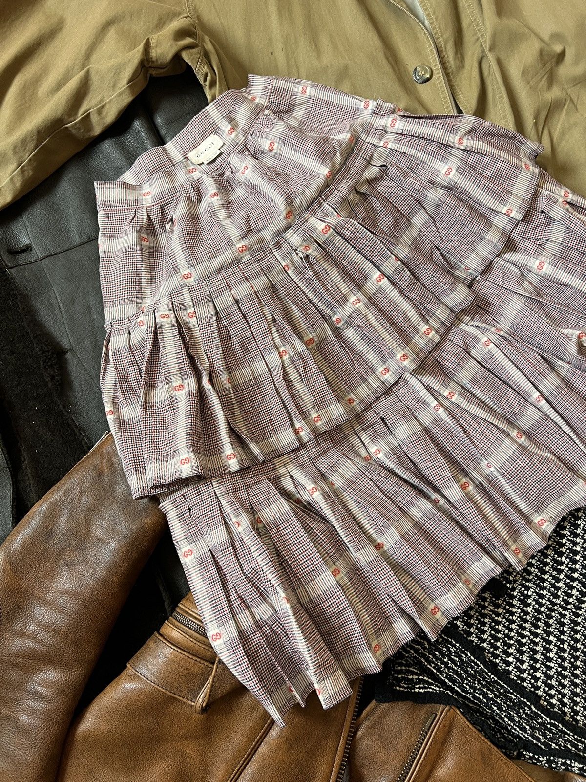 Gucci Gucci Tartan Checkered Multi Logo Midi Wool Skirt Size 27" / US 4 / IT 40 - 7 Thumbnail