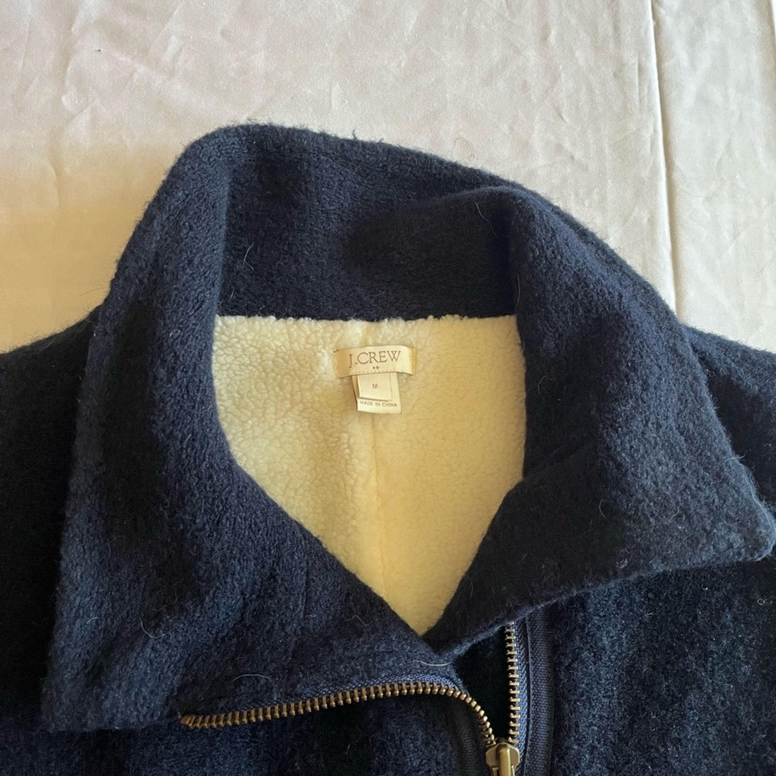 J.Crew × Vintage J. Crew Vest Navy Cream Sherpa Faux Fur Asymmetrical Zip M Size M / US 6-8 / IT 42-44 - 4 Thumbnail
