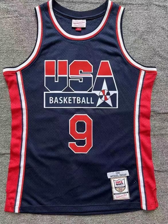 NBA Michael Jordan Jersey 1992 USA Jersey Size US M / EU 48-50 / 2 - 1 Thumbnail