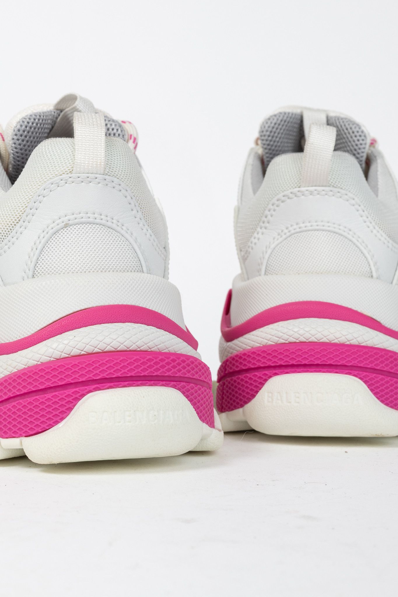 Balenciaga Balenciaga Triple S White Fluo Pink Chunky Low-Top Sneakers Size US 8.5 / IT 38.5 - 10 Thumbnail