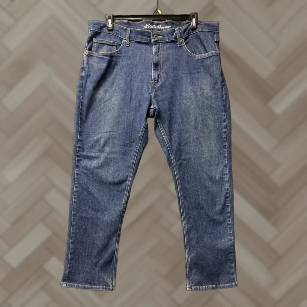 Eddie Bauer Eddie Bauer Jeans Men Slim Straight 40x29 Blue Denim 5-Pocket Logo Zip Closure Regular Waist Slim Fit Men’s Jeans Size US 40 / EU 56 - 1 Thumbnail