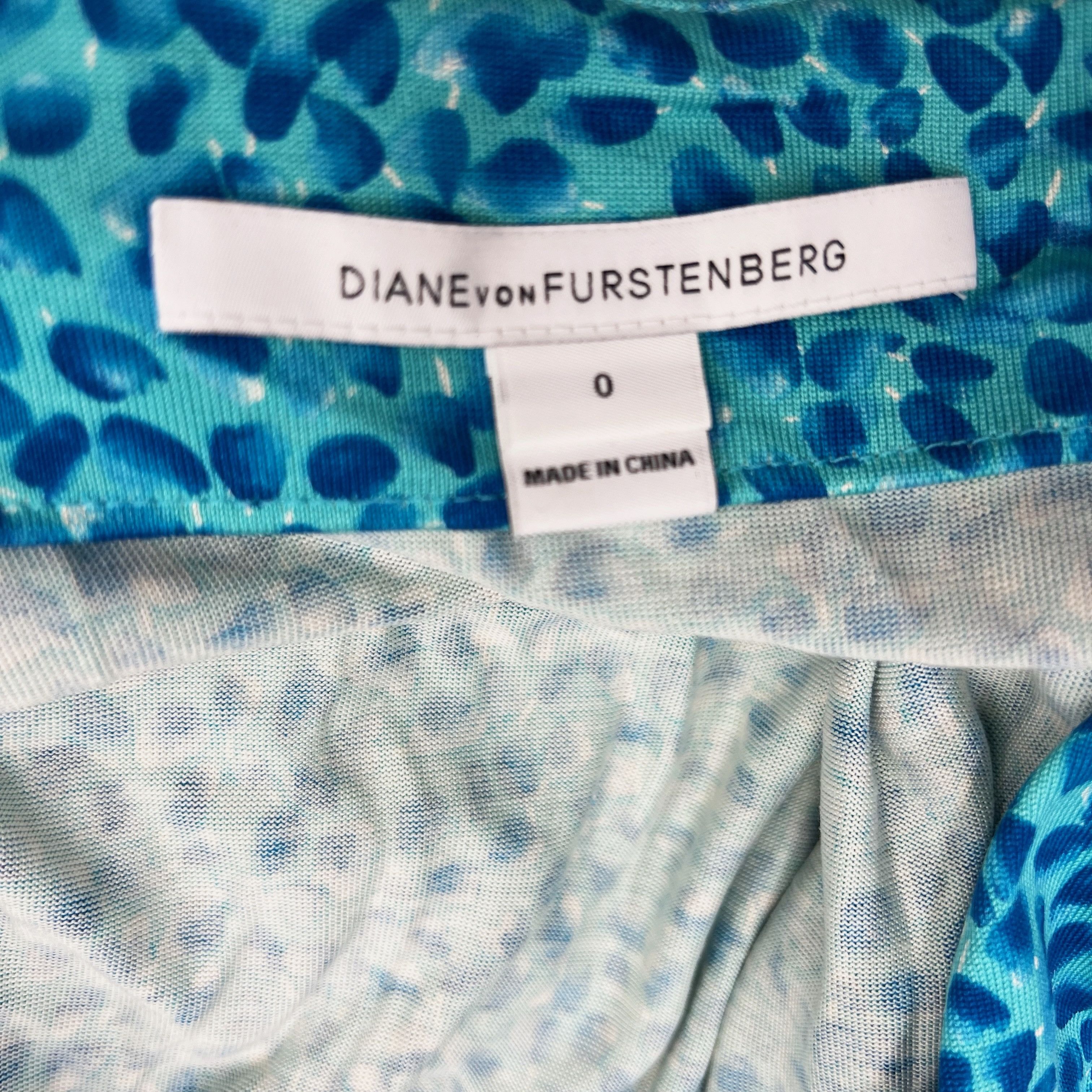 Diane von Furstenberg Diane Von Furstenberg Julian Two Silk Jersey Size XS / US 0-2 / IT 36-38 - 2 Thumbnail