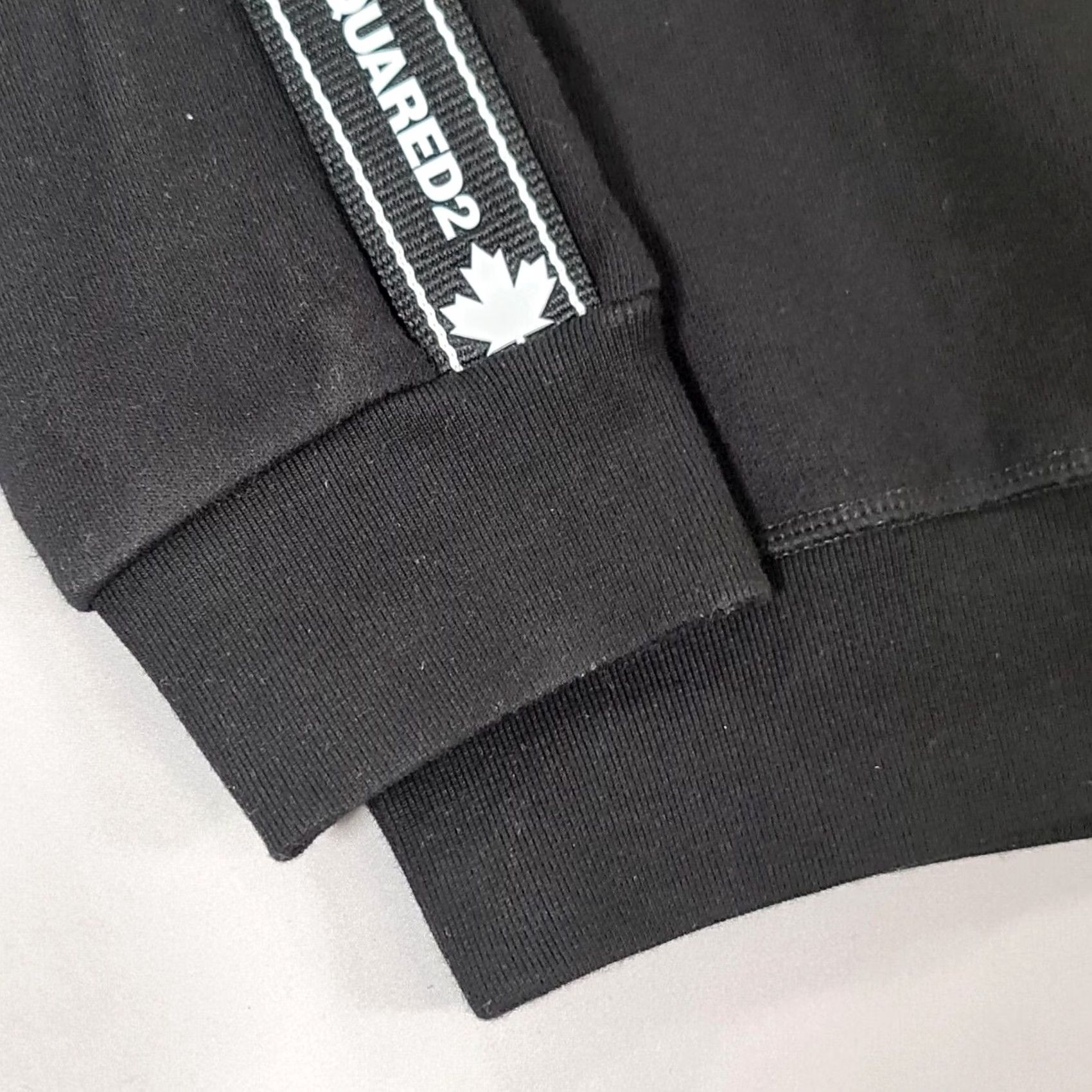 Dsquared2 Dsquared2 Mens Sweatshirt Black Large Tape Logo Crew Pullover Fleece Sweater Size US L / EU 52-54 / 3 - 5 Thumbnail