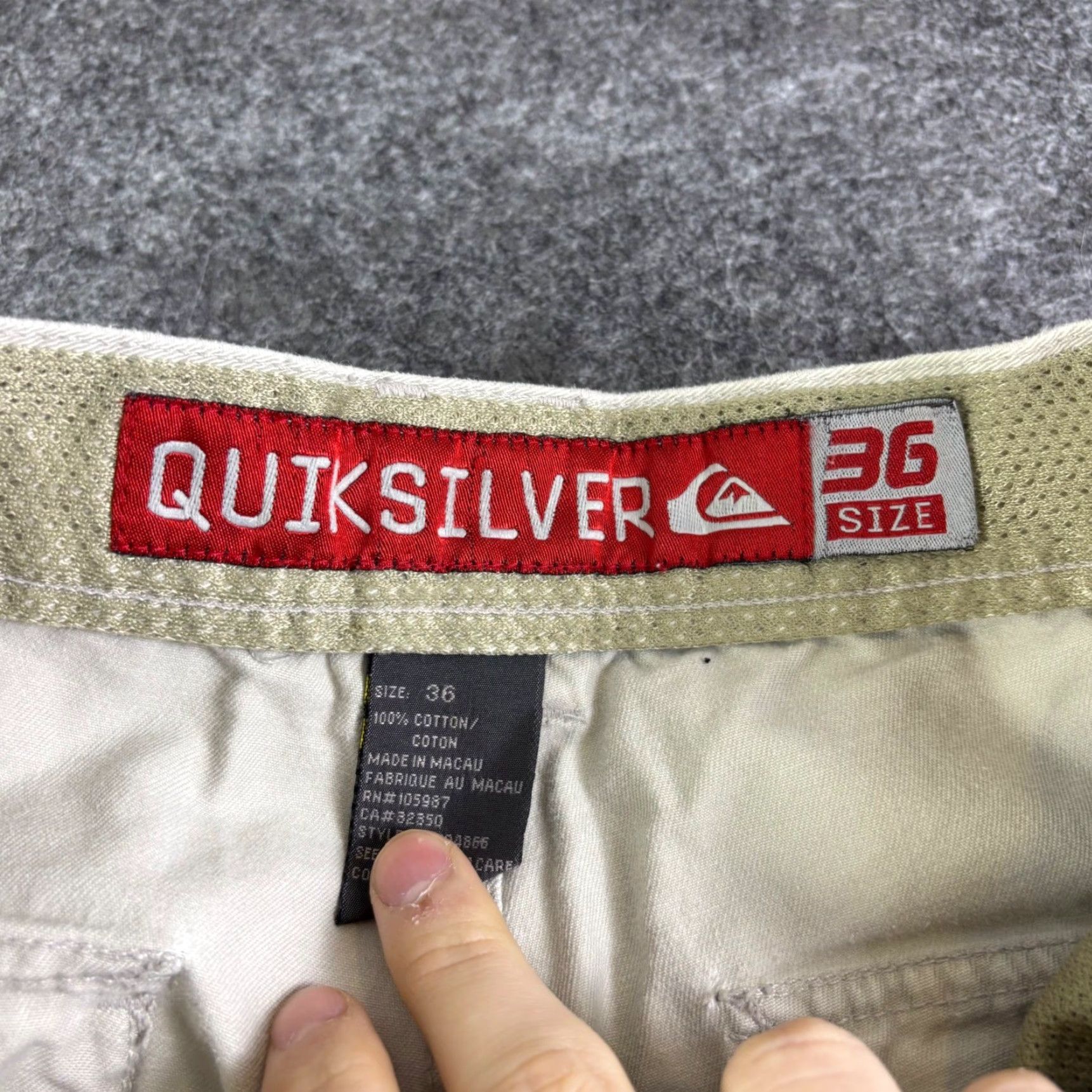 Quiksilver Quiksilver Cargo Shorts Size 36 Men Beige Cotton Twill Relaxed Cotton Cargo Pocket 90s Vintage Incel? Size US 36 / EU 52 - 7 Thumbnail