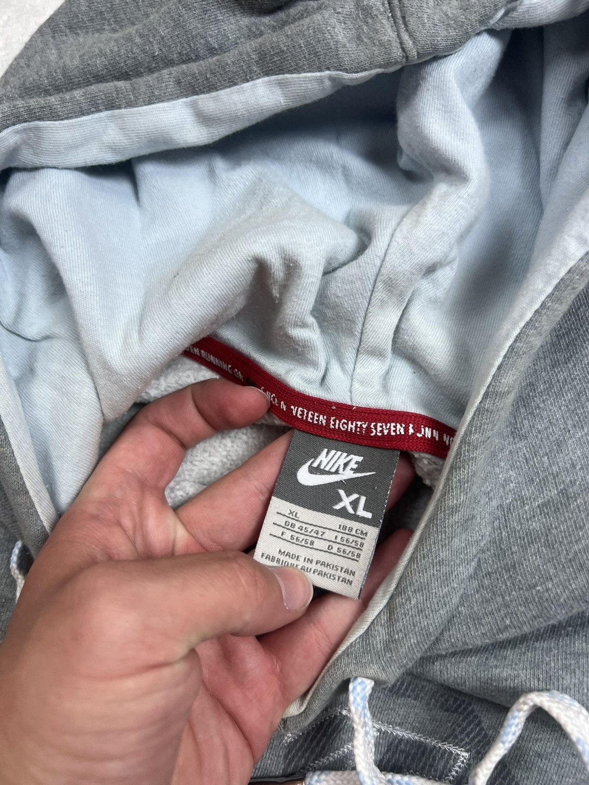 Nike 00s Nike Air Big Logo Vintage Y2K Oversized Retro Hoodie Size US XL / EU 56 / 4 - 8 Thumbnail