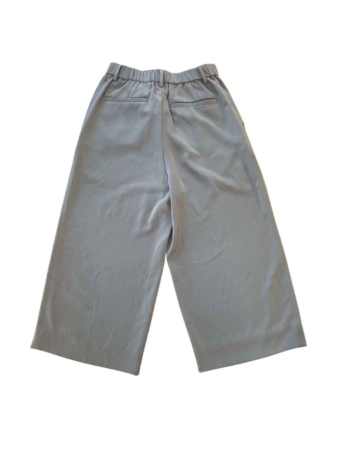Uniqlo Women’s gray bermuda pants.wp0123 Size 24" / US 00 / IT 34 - 6 Thumbnail