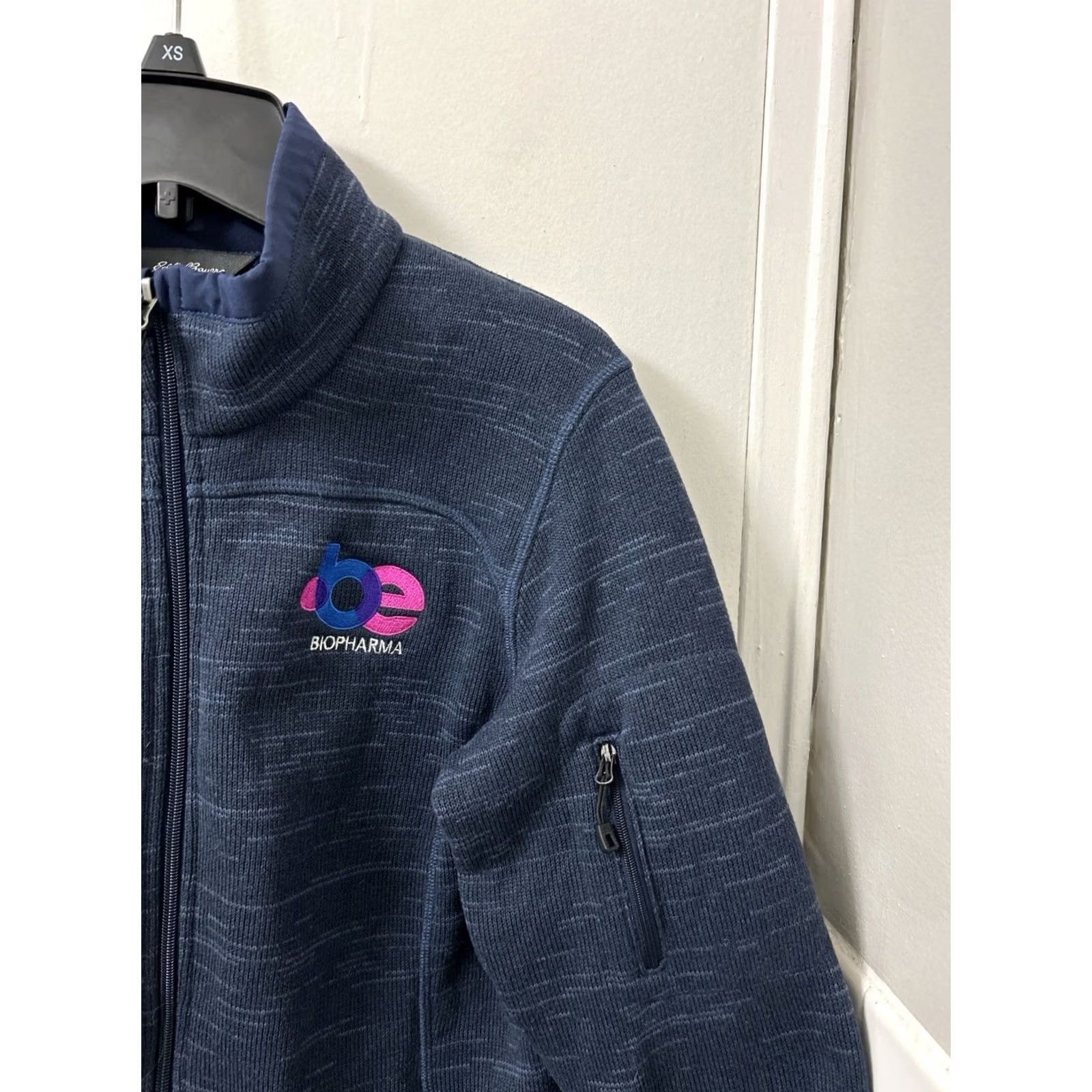 Eddie Bauer Eddie Bauer Fleece Jacket Womens Medium Navy Full Zip Pockets Blue Wide Fit Casual Activewear Hiking Golf Gym Training Mens Women Girls? Size M / US 6-8 / IT 42-44 - 5 Thumbnail