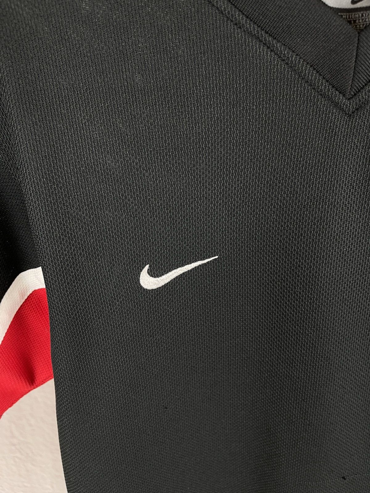 Nike Nike Manchester United vintage y2k training jersey early 00s Size US S / EU 44-46 / 1 - 5 Thumbnail