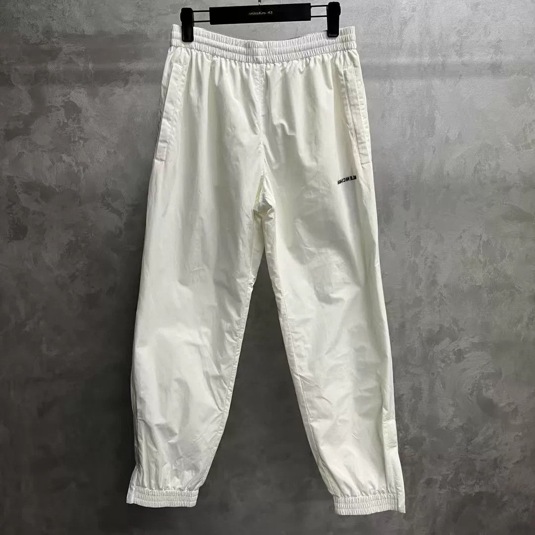 Balenciaga Balenciaga White Logo Jogger Pants Size US 26 / EU 42 - 1 Thumbnail