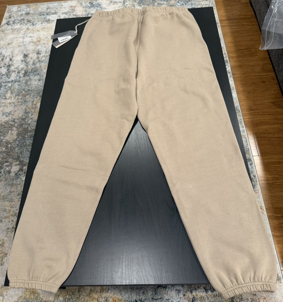 Fear of God Fear of God Essentials Fleece Sweatpants Desert Sand Size US 39 - 2 Thumbnail
