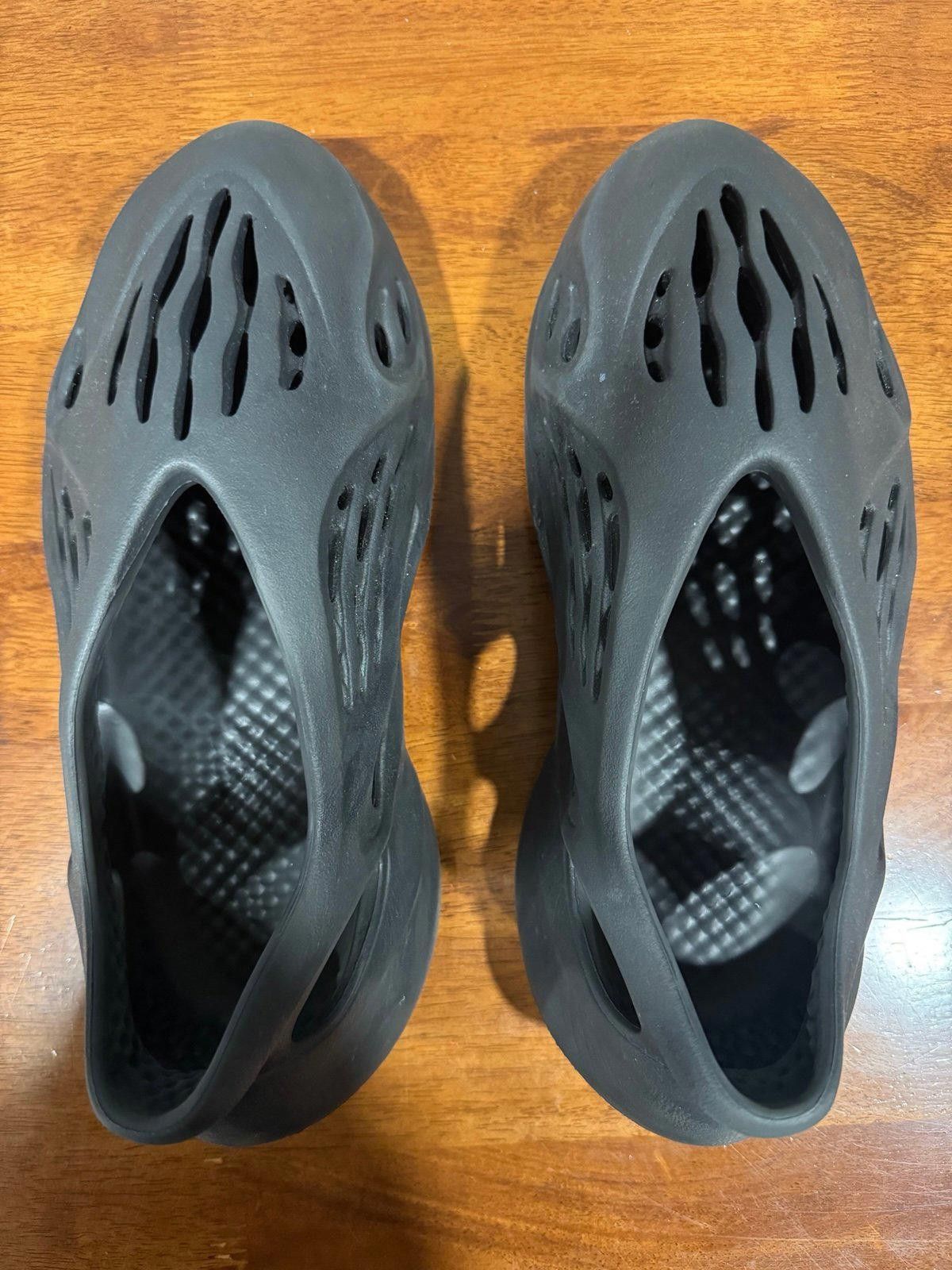 Designer Stylish Black Slip-On Molded Shoes Size US 10 / EU 43 - 3 Thumbnail
