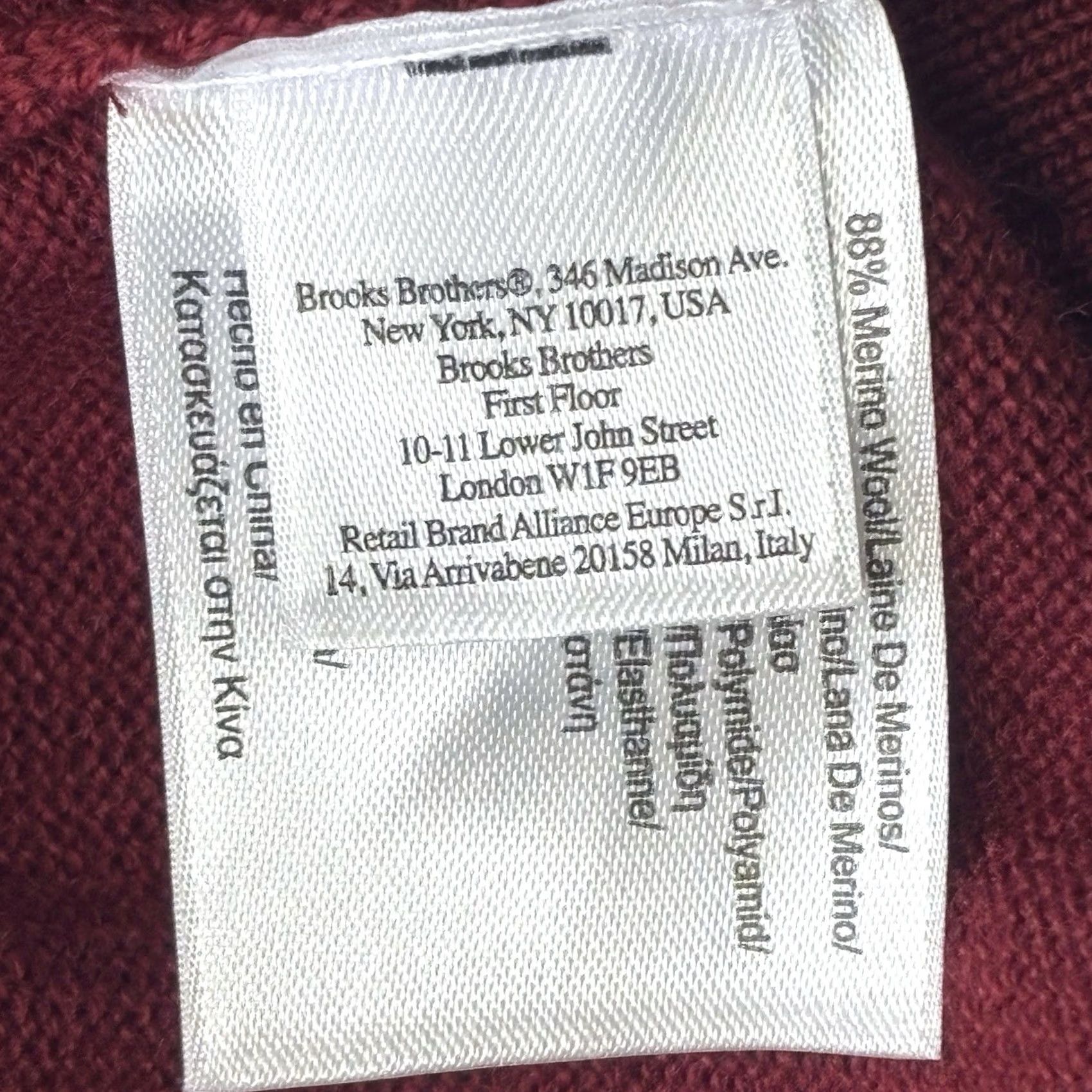 Brooks Brothers Brooks Brothers Jumper Medium Mens Red V-Neck Pullover Wool 346 Merino Used France? (Note: Country is China in specs) Size US M / EU 48-50 / 2 - 7 Thumbnail