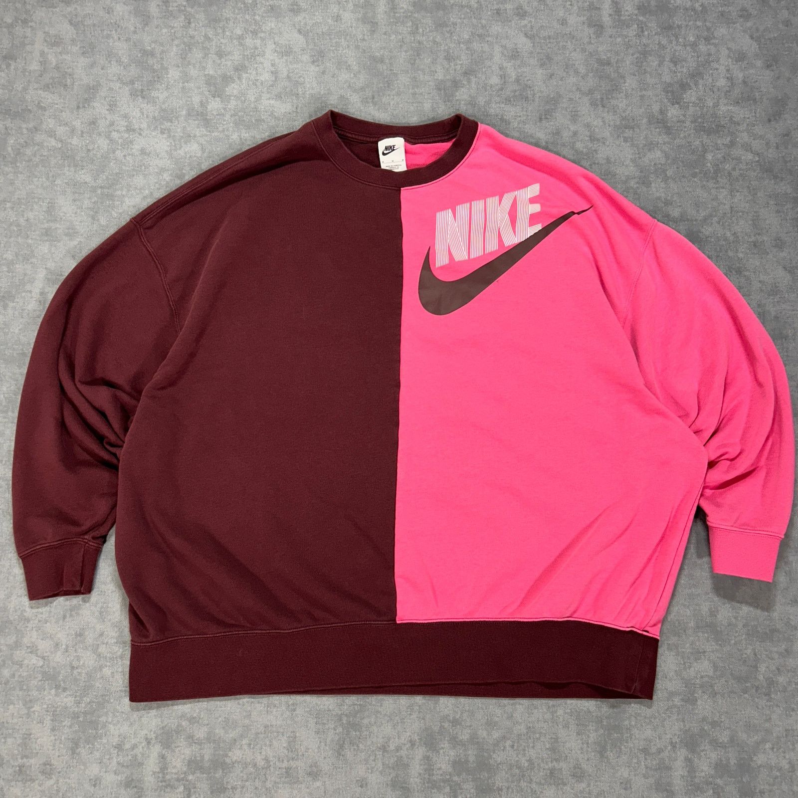 Nike Nike Sportswear Oversized Dance sweatshirt two tone wms M Size M / US 6-8 / IT 42-44 - 1 Thumbnail