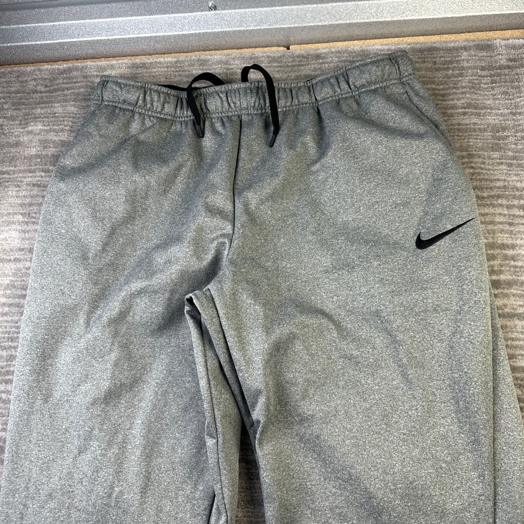 Nike Nike Pants Mens 2XL Gray Dri-FIT Sweatpants Training Gym Regular Waist 36 In Pockets Adjustable Size US 39 - 3 Thumbnail