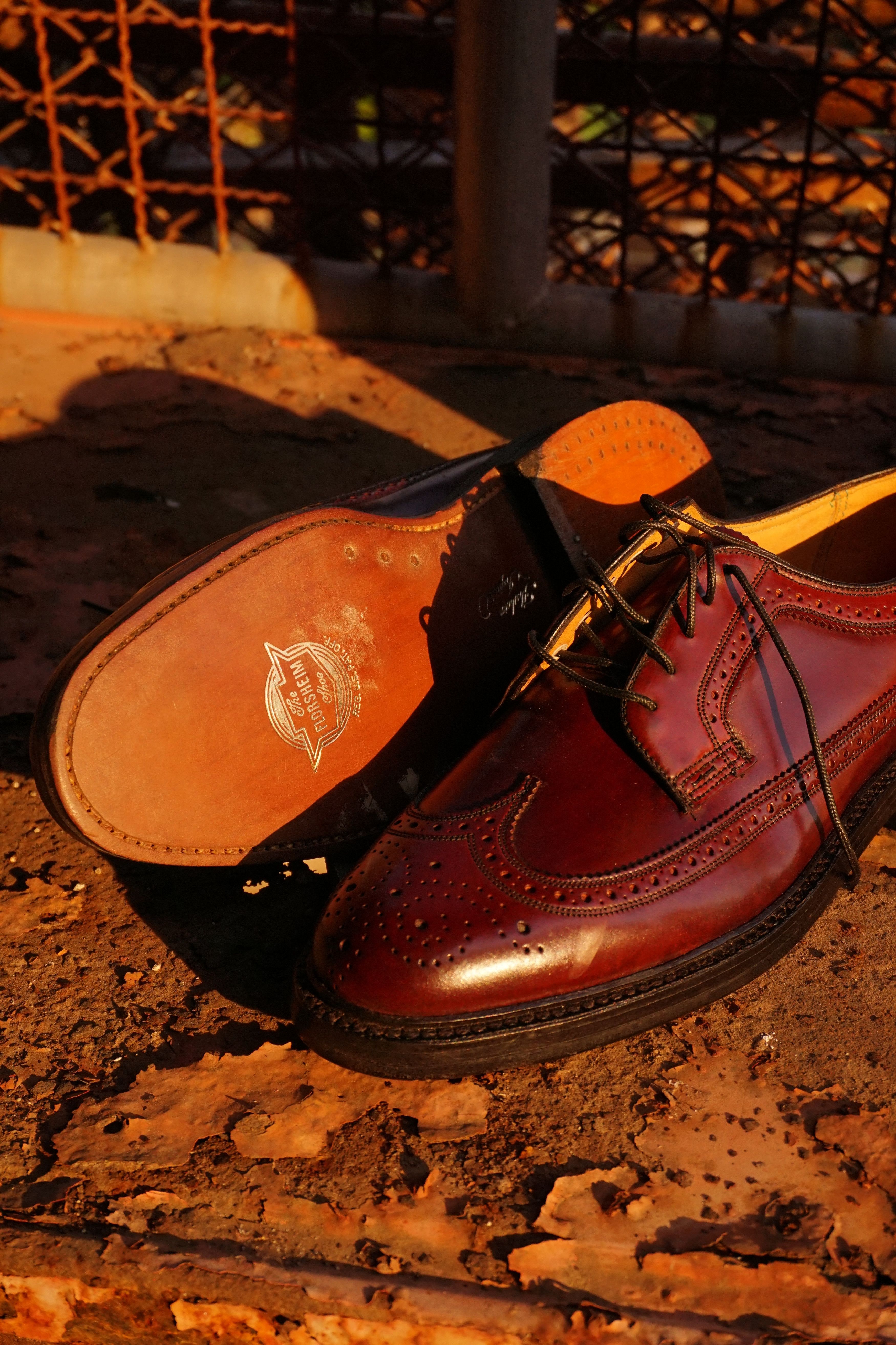 Florsheim Florsheim Imperial Shell Cordovan 1970s–1980s Size US 6 / EU 39 - 2 Thumbnail