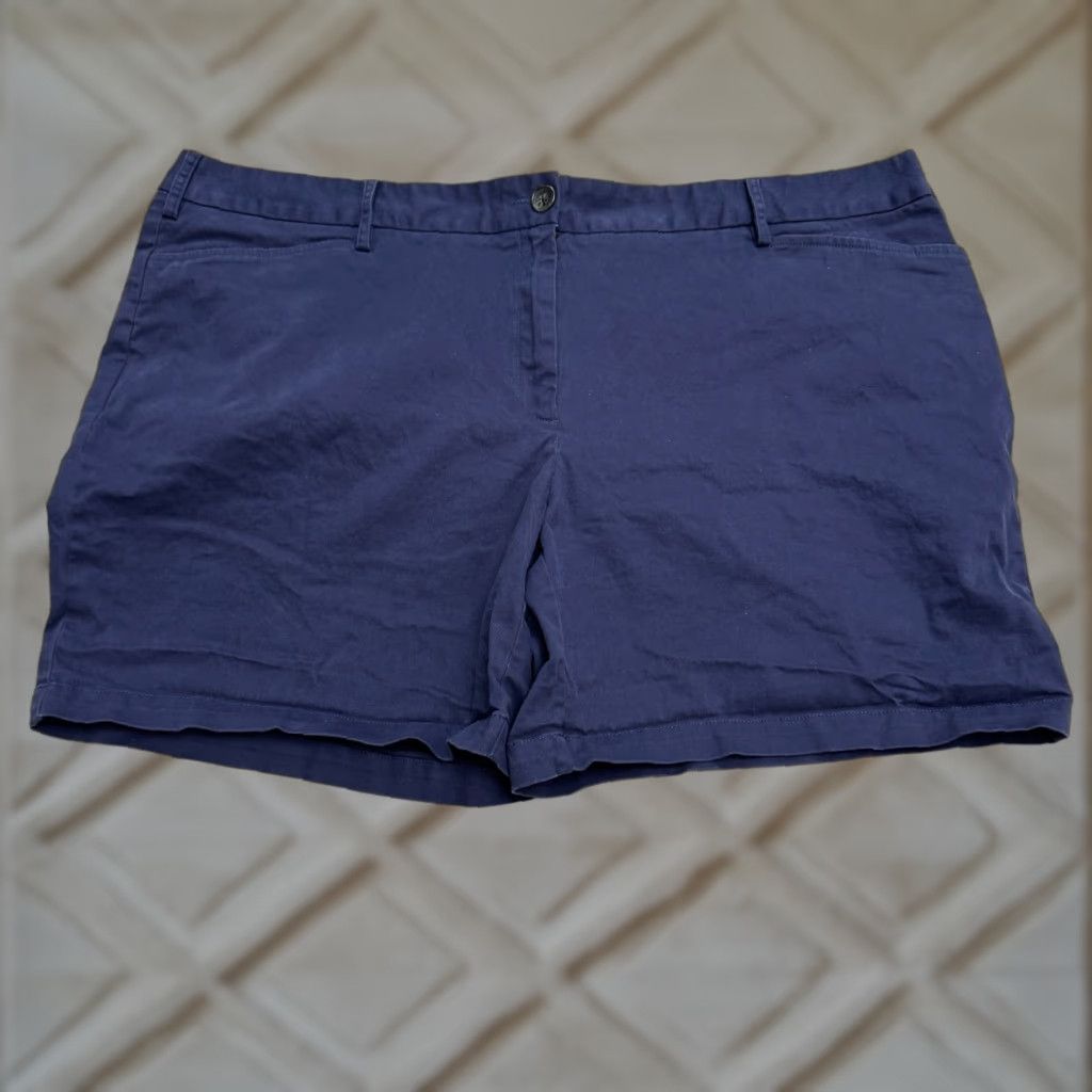 Lands' End Lands' End Plus Size 24W Mid Rise Bermuda Shorts Women Navy Blue Cotton Stretch Casual Travel Size 42" / US 20 - 1 Thumbnail