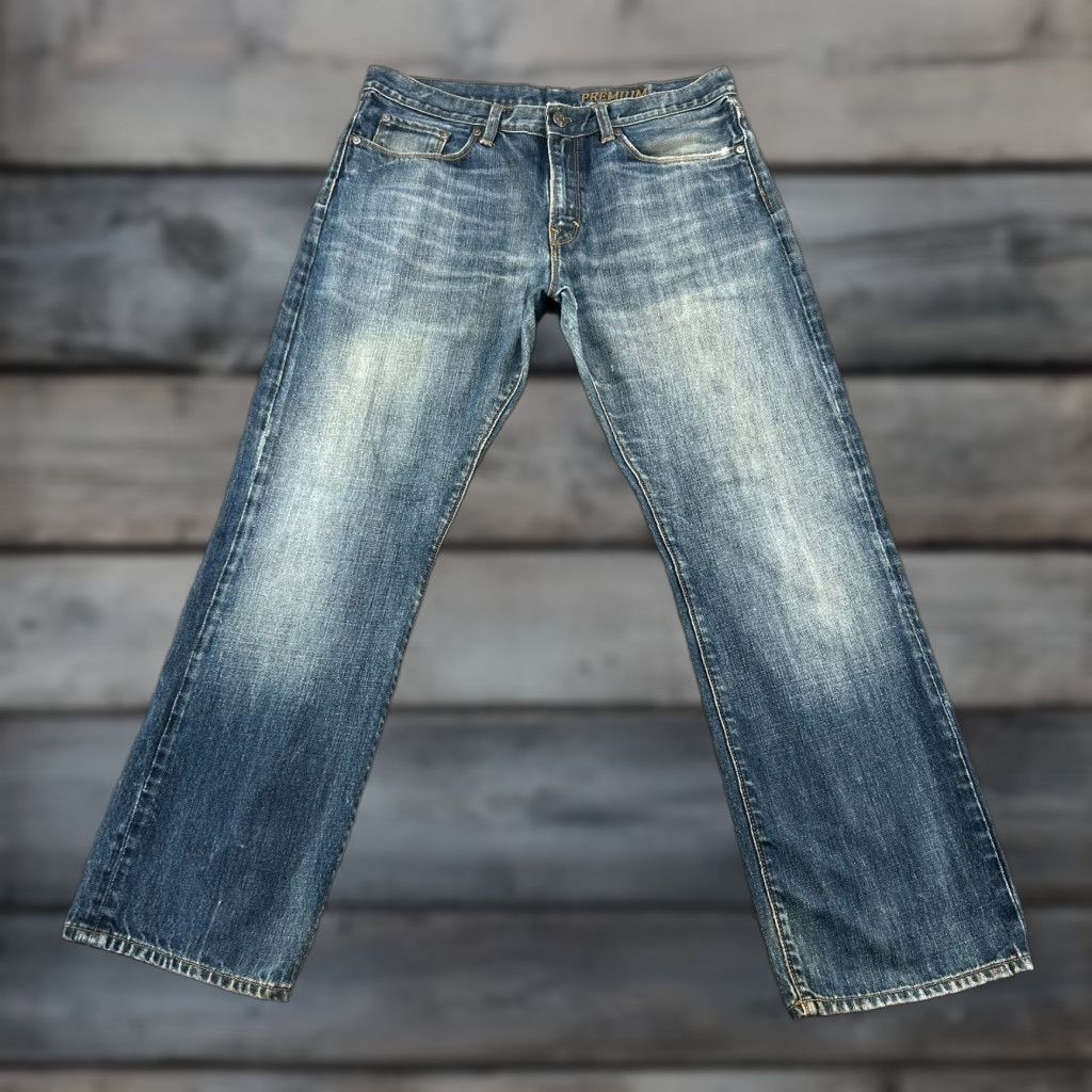 Gap Gap Jeans Men 34x30 Blue Straight Regular Distressed Medium Wash 5-Pocket Denim Slimming Stretch Vintage? No (1969) 1969 Gap Mens Jeans Size US 34 / EU 50 - 1 Thumbnail
