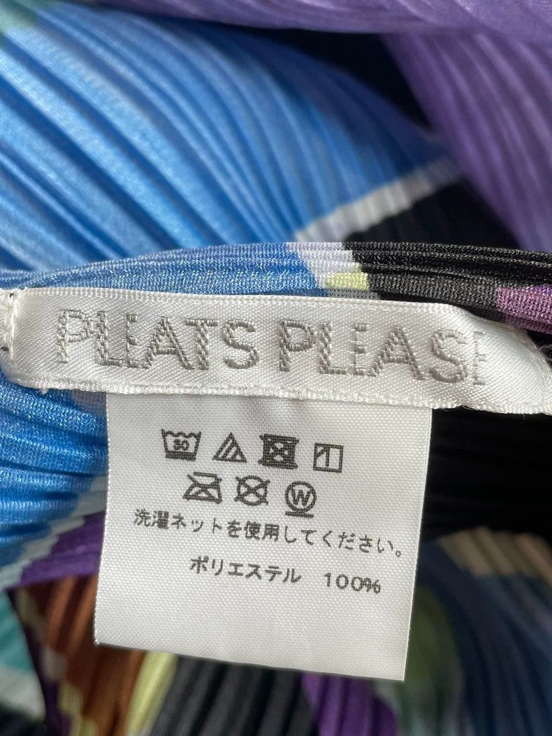 Issey Miyake Issey Miyake size:3 Blue, green and purple pleated dress Size XS / US 0-2 / IT 36-38 - 4 Thumbnail