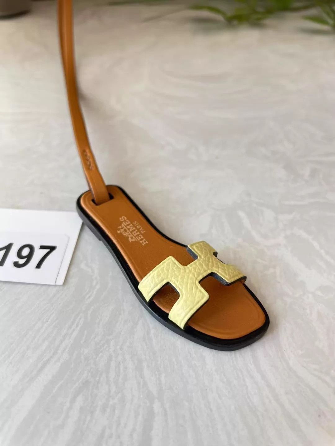Hermes Hermès Yellow Small Slipper Charm Super New AE197 Size ONE SIZE - 4 Thumbnail