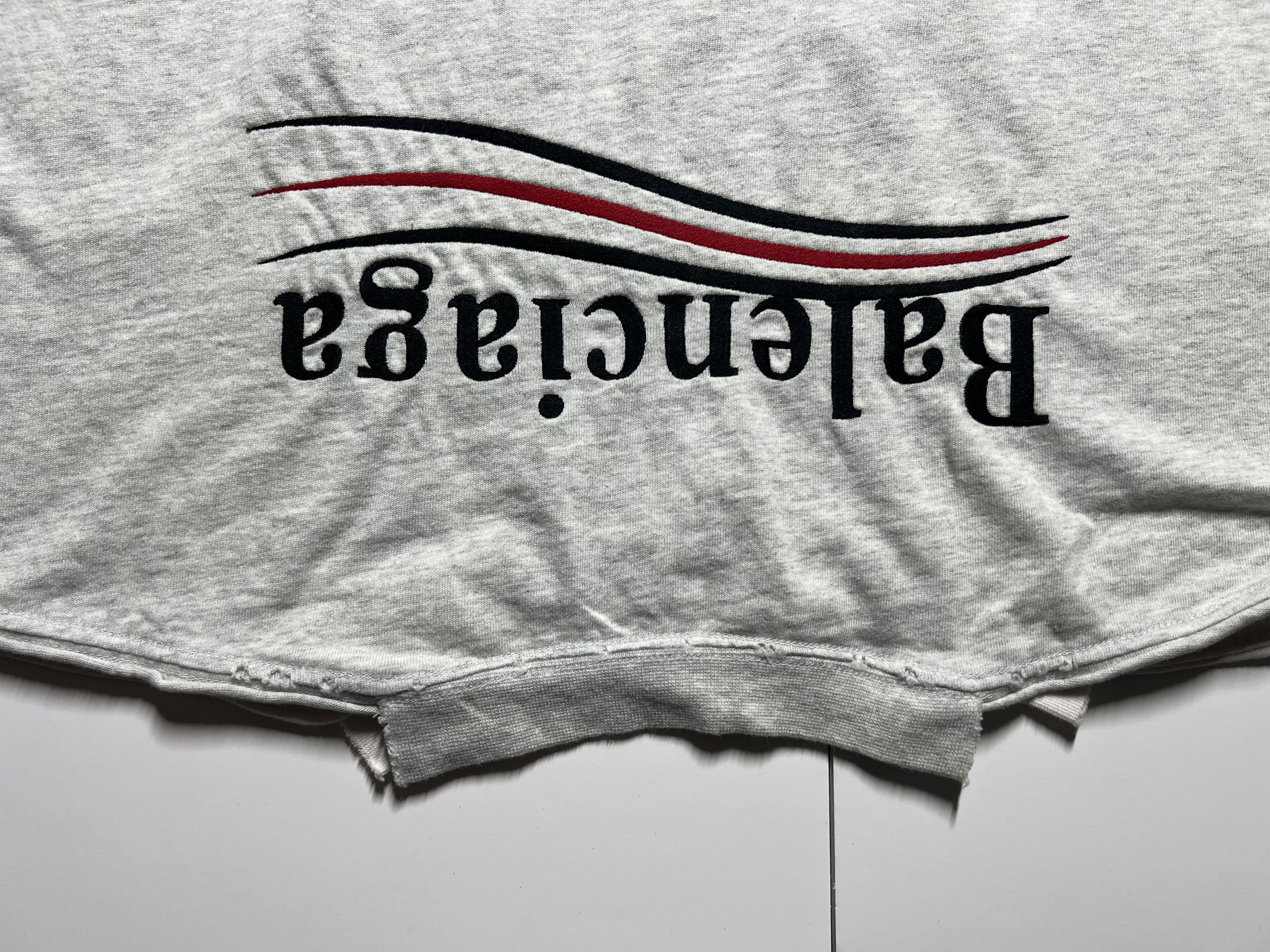 Balenciaga Balenciaga Paris Upside Down T-Shirt Size US L / EU 52-54 / 3 - 8 Thumbnail