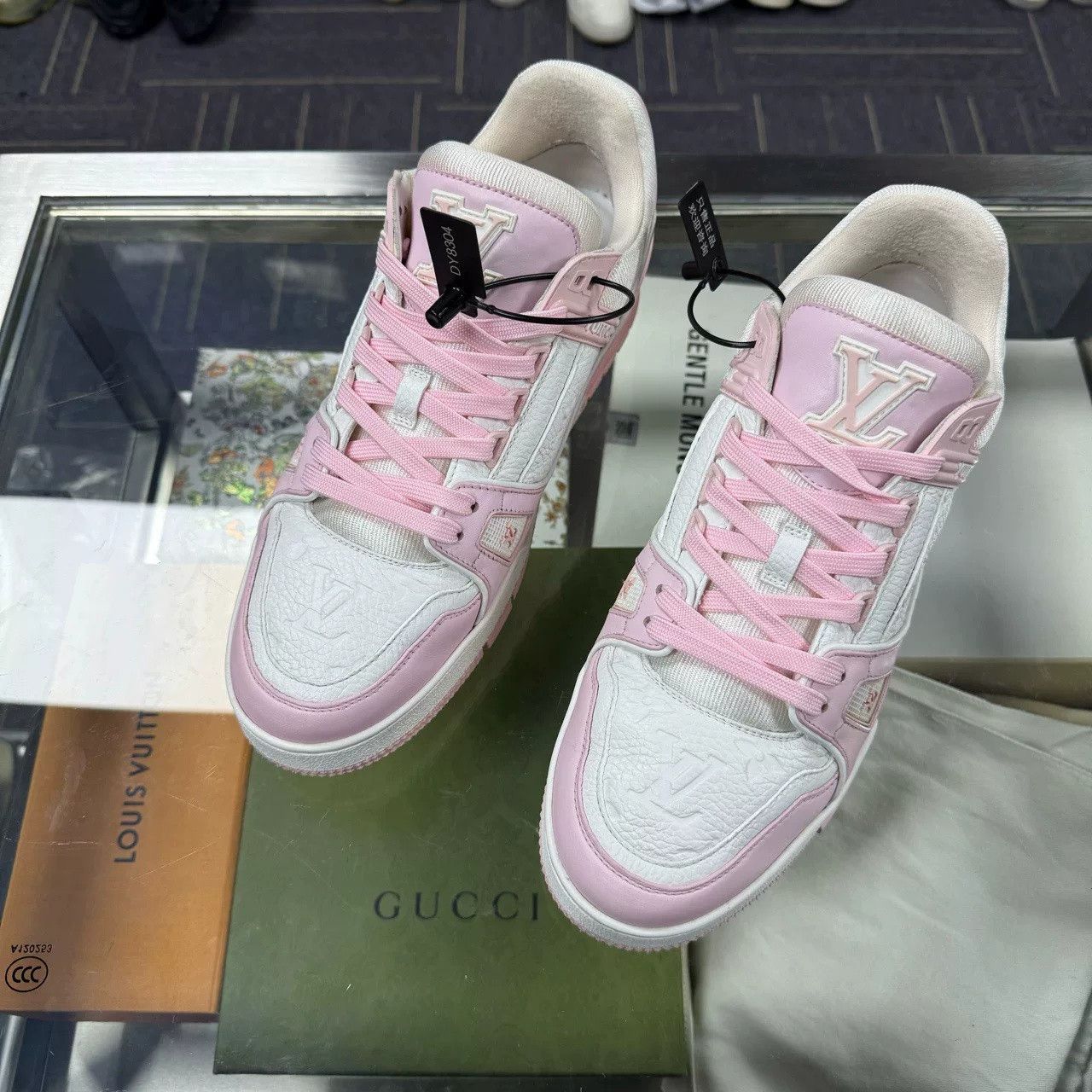 Louis Vuitton LV Trainer Pink White Print Sneakers Size US 8.5 / EU 41-42 - 1 Thumbnail