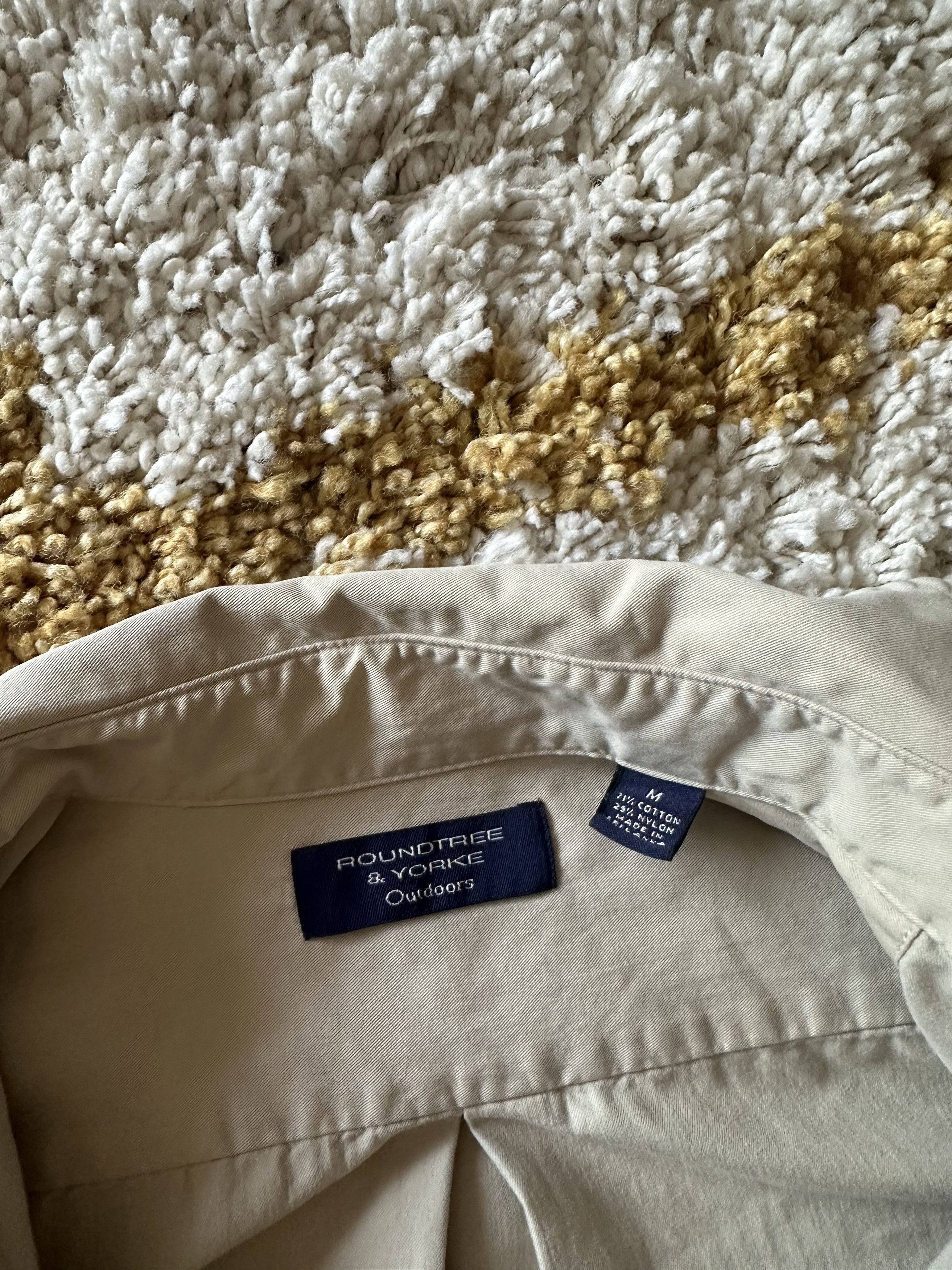 Roundtree & Yorke Vintage Tan Button Up Size US M / EU 48-50 / 2 - 2 Thumbnail