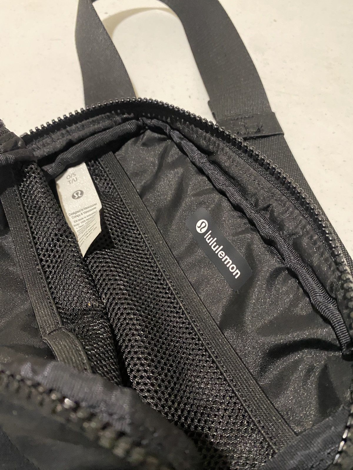 Lululemon Belt Bag Size ONE SIZE - 2 Thumbnail
