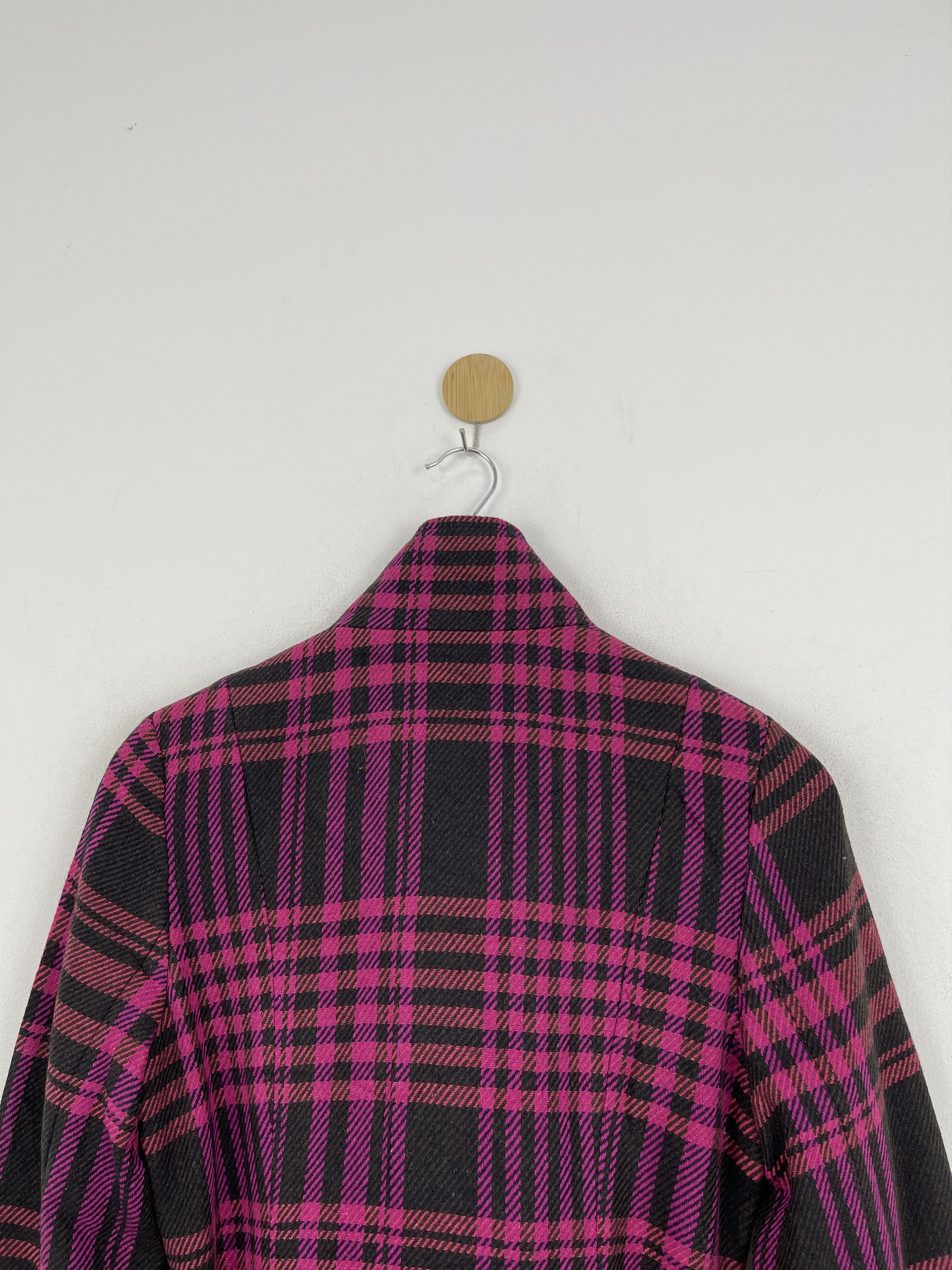 Japanese Brand Vintage Acrylic Black and Purple Belted Plaid Jacket JA0076 Size US L / EU 52-54 / 3 - 4 Thumbnail