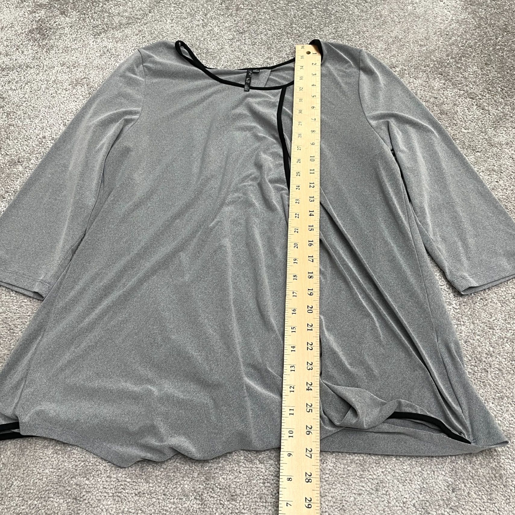 Vintage By JJ Tunic Blouse Women 3/4 Sleeve Round Neck Gray Medium Knit Polyester Spandex Casual Stretch Comfortable Regular Womens Size M / US 6-8 / IT 42-44 - 5 Thumbnail