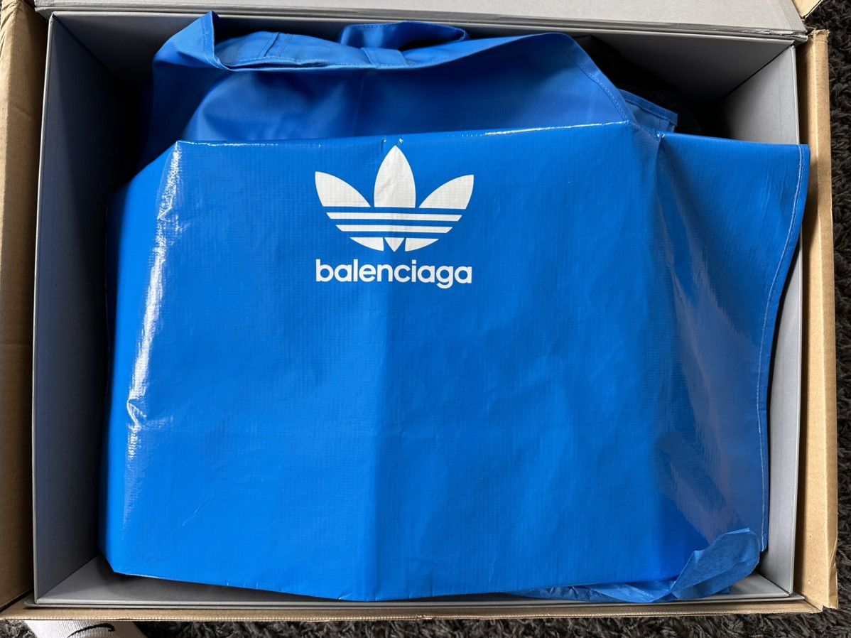 Balenciaga Balenciaga x Adidas Size US S / EU 44-46 / 1 - 14 Thumbnail