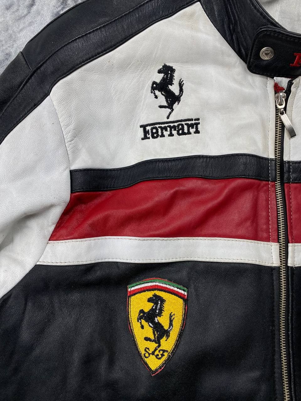 Ferrari Vintage Ferrari Racing Leather Jacket F1 Big Logo Men Size US XL / EU 56 / 4 - 3 Thumbnail