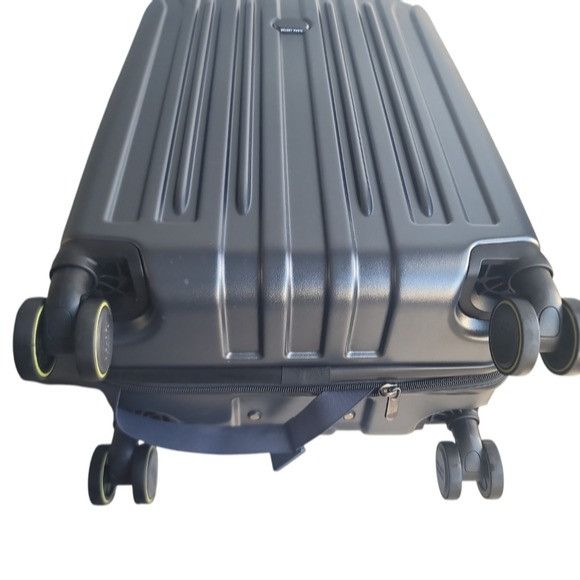 Delta New Delsey Paris Accelerate Black Hardshell Carry-On Luggage Size ONE SIZE - 3 Thumbnail