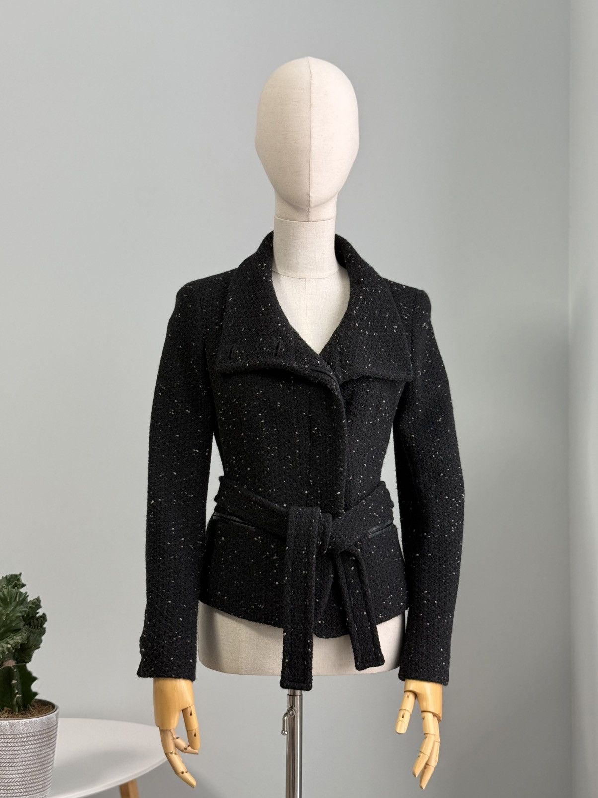 Max Mara Max Mara Black Wool Belted Jacket Tweed Speckled Short Coat Size XS / US 0-2 / IT 36-38 - 3 Thumbnail