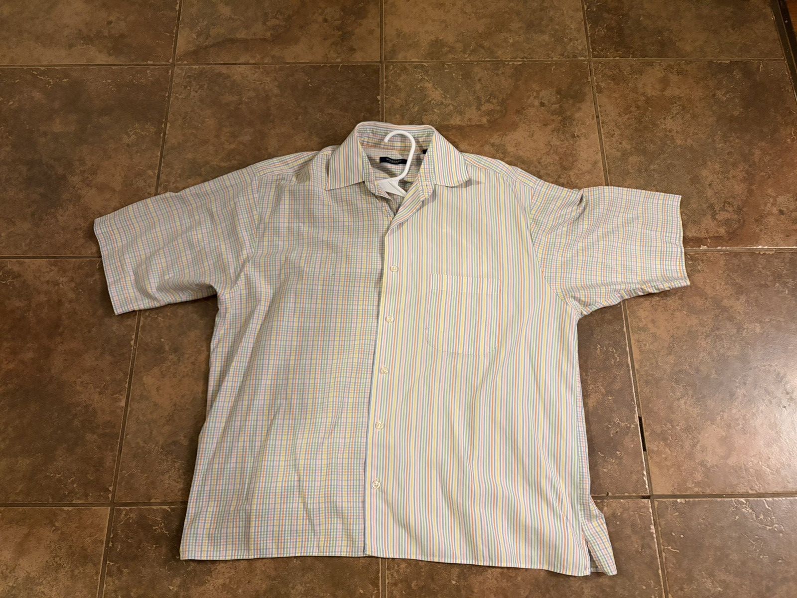 Burberry Burberry London Men’s white multicolor short sleeve shirt. Size US M / EU 48-50 / 2 - 1 Thumbnail