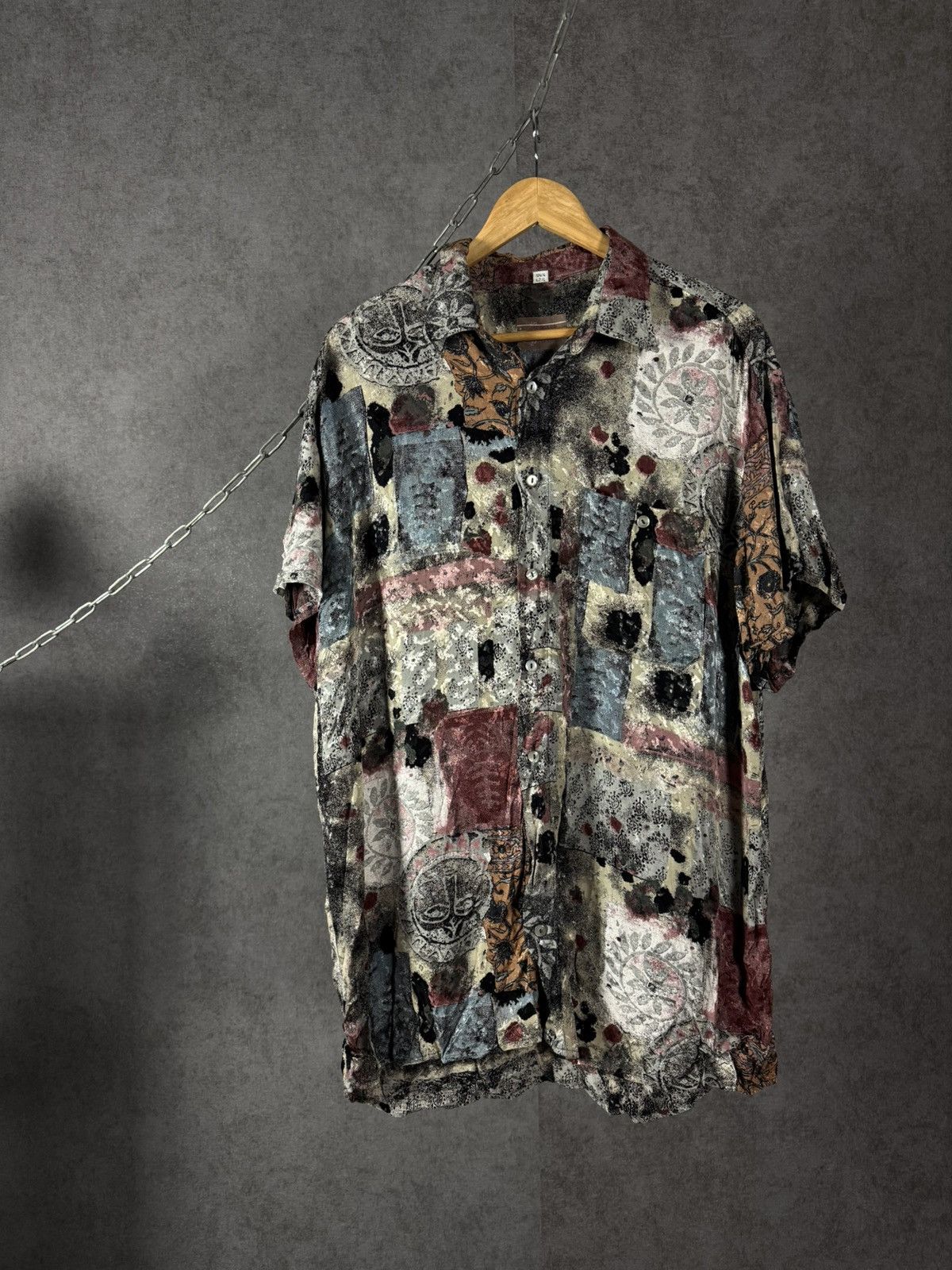 Vintage Crazy art hawaiian vintage shirt Size US XL / EU 56 / 4 - 1 Thumbnail