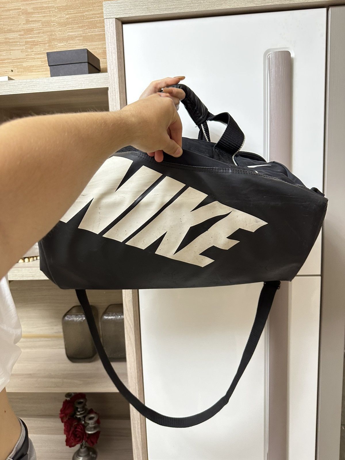 Nike Vintage 90s Nike Crazy Sport Bag Luggage Black Shoulder Bag Size ONE SIZE - 7 Thumbnail